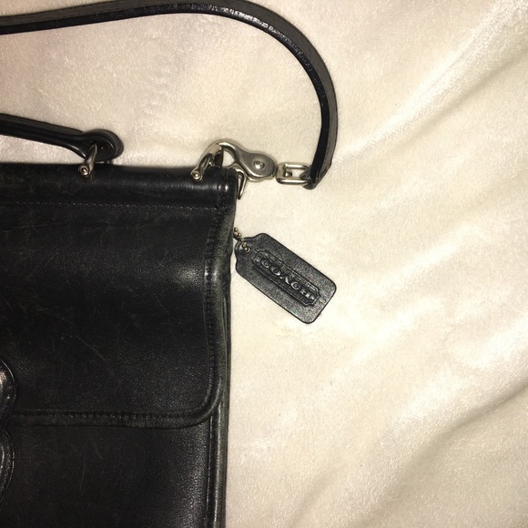 Coach Hand Bag # 9927 - Picture 6 of 8